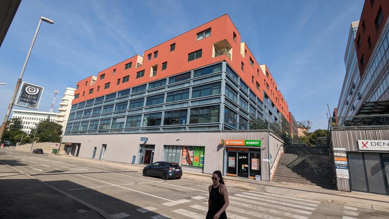 Lägenhet Downtown Fiume, Underground Garage Within The Rijeka